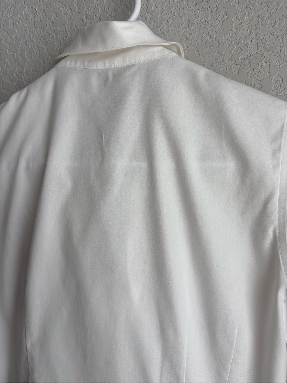 Brooks Brothers White Sleeveless Ruffle Front Button Down Blouse Size Small - Picture 6 of 6